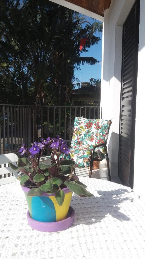 Acomodação com café da manhã  Varanda Vista O Mar Ubatuba
